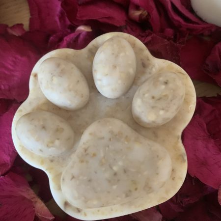 Lemongrass Goat Milk Soap- Pack of 4 Paws - Image 2