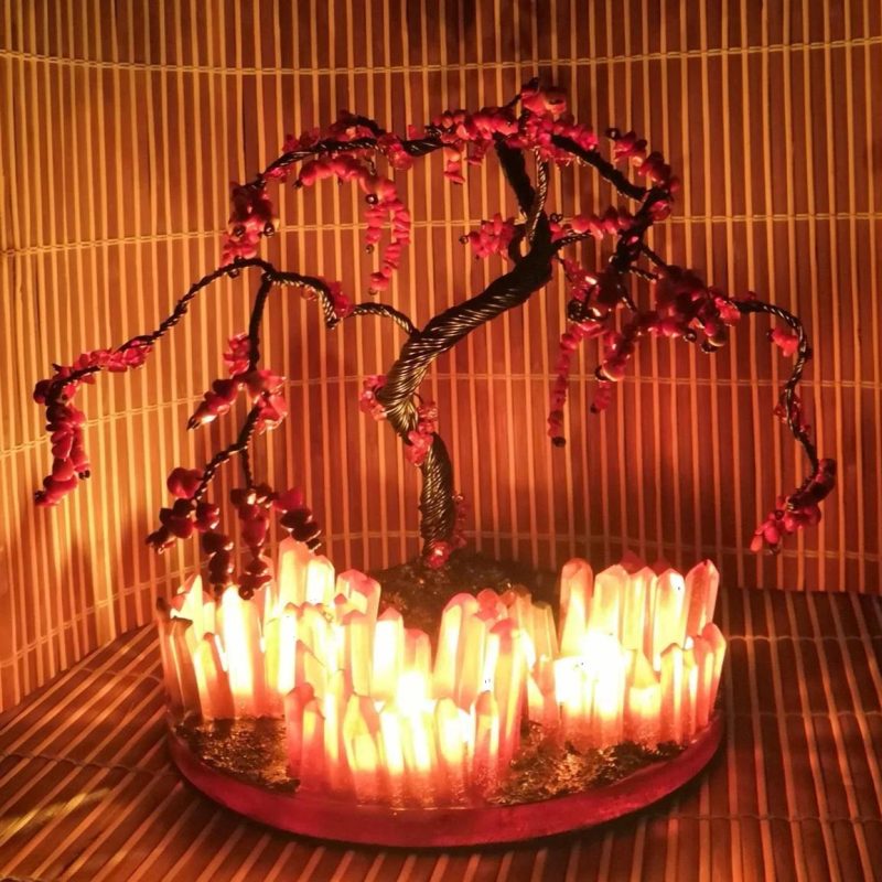 Volcanic Light XL | wire sculpture with tealight holders
