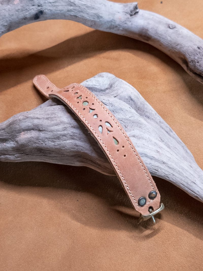 Bracelet with die-cut filigree antique brass buckle | handmade genuine leather | brown and green