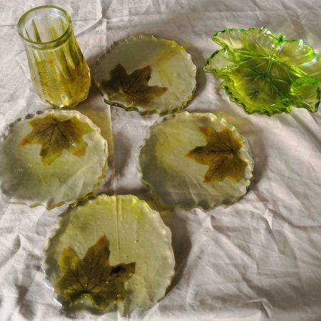 Maple Leaf resin tableware set - 3 colours available