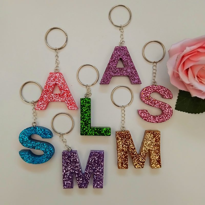 Resin initial keyring, resin glitter initial keyring,resin initial keychain, resin letter keyring, resin letter keychain