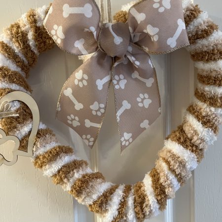 Furry friends 12” heart hanging decoration