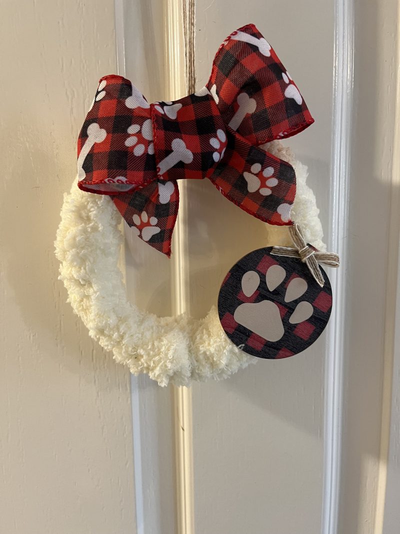Furry friends 6” hanging decoration