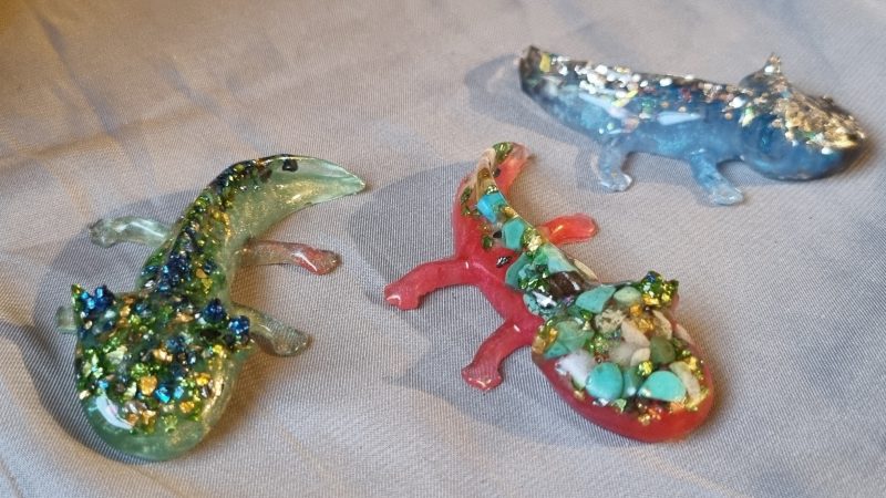 Colourful resin glass ornamental axolotl - set of 3 (Copy)
