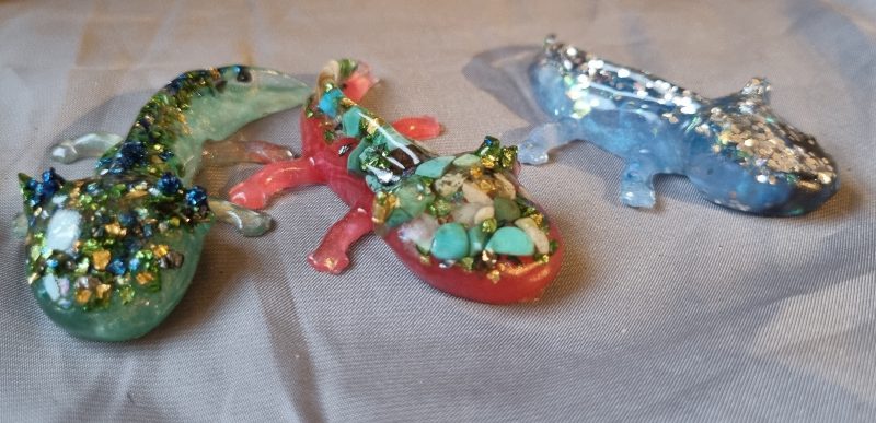 Colourful resin glass ornamental axolotl - set of 3 (Copy)