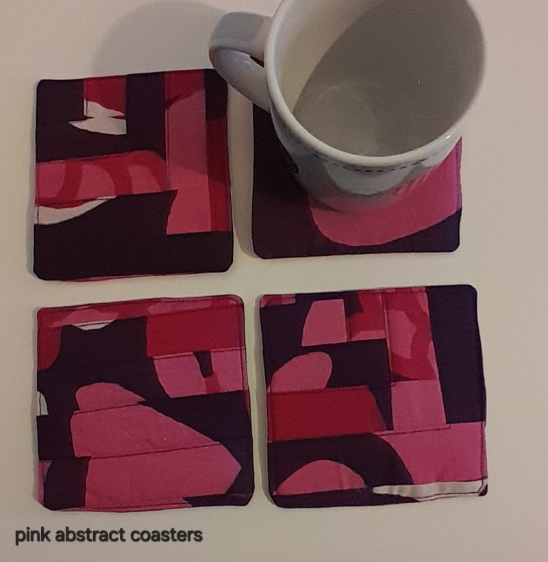 Patchwork coasters. Set of 4, revisable and upcycled, home accessories gift or tableware.
