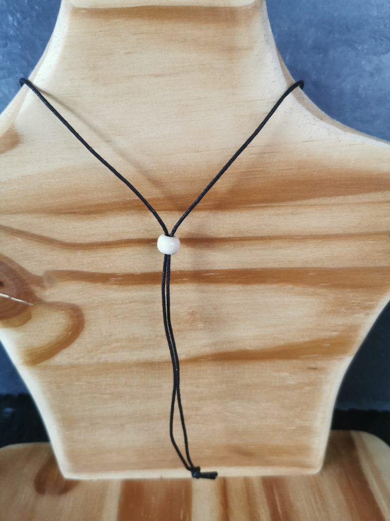 Hand Carved Sapele Mahogany Wooden Shell Necklace, Adjustable