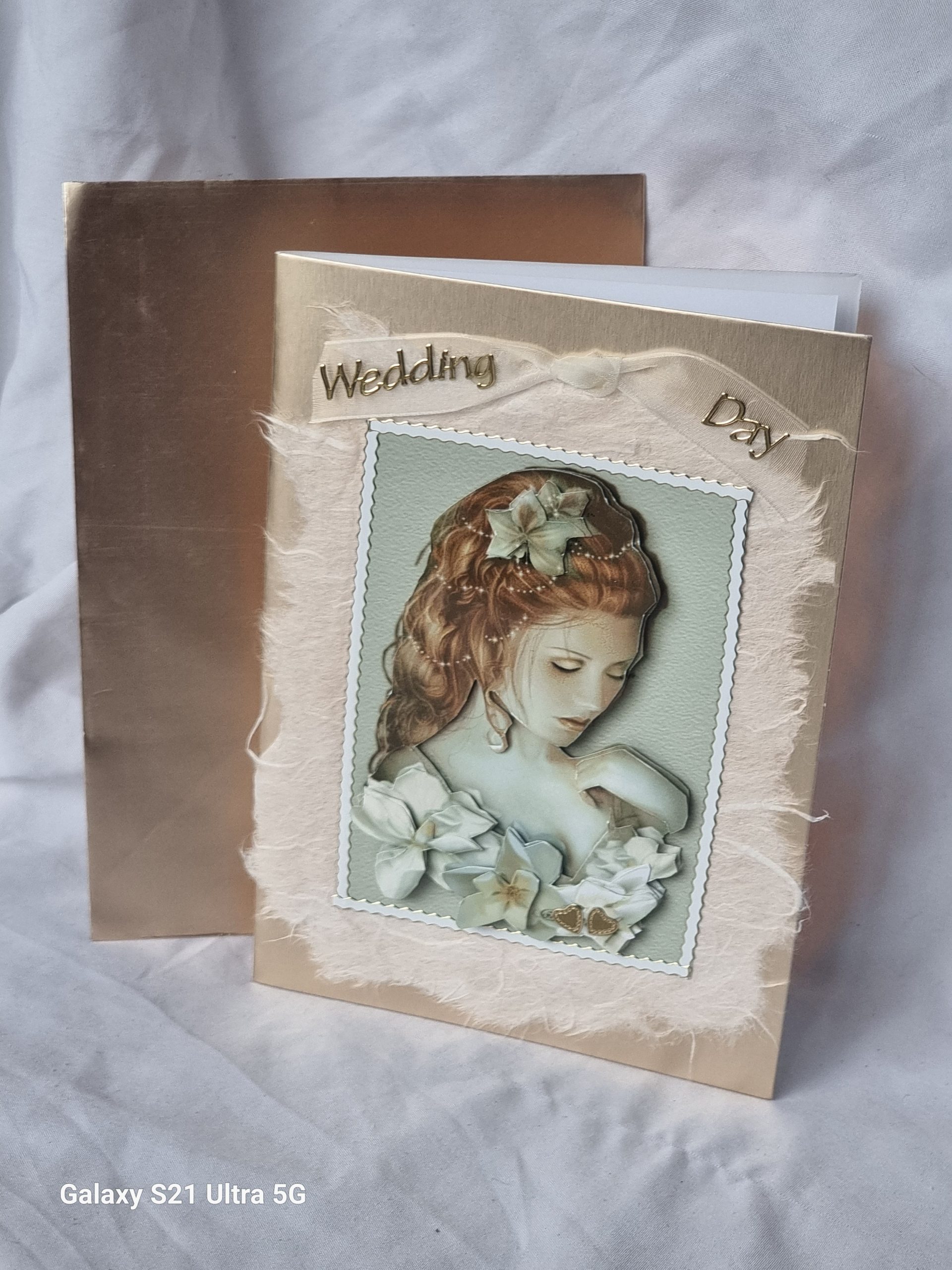 Deluxe cards and crafts