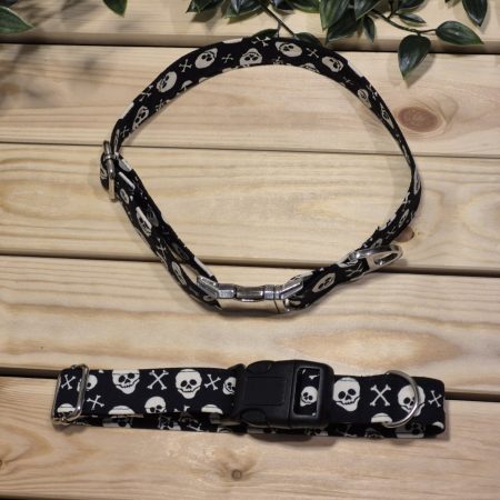 Skull and Crossbones Fabric collar | 2 Buckle Styles | 4 Sizes