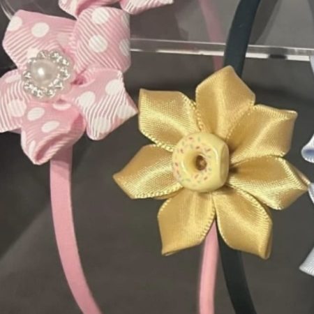 Handmade Hairbands variety of colours and designs (Copy)