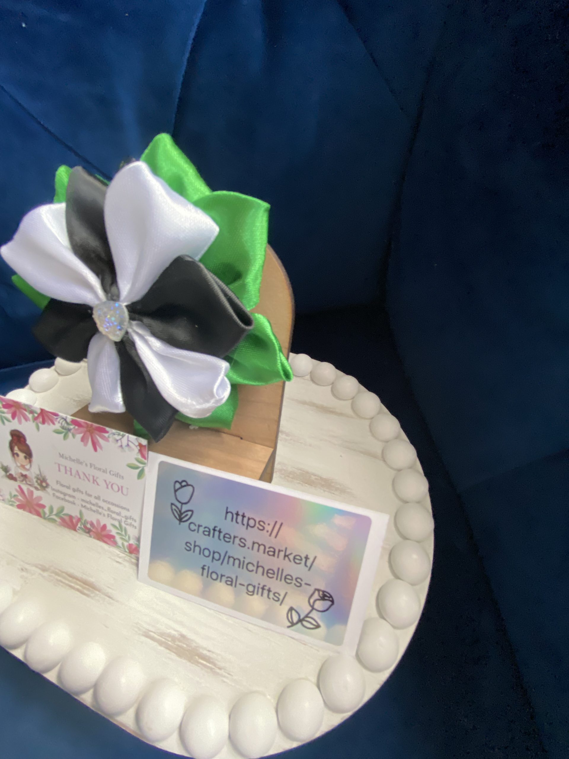 Beautiful monochrome ribbon flower keyring