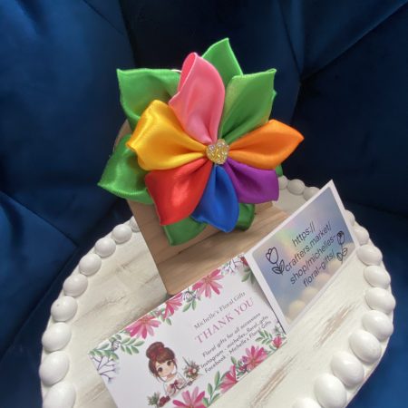 Beautiful rainbow ribbon flower keyring