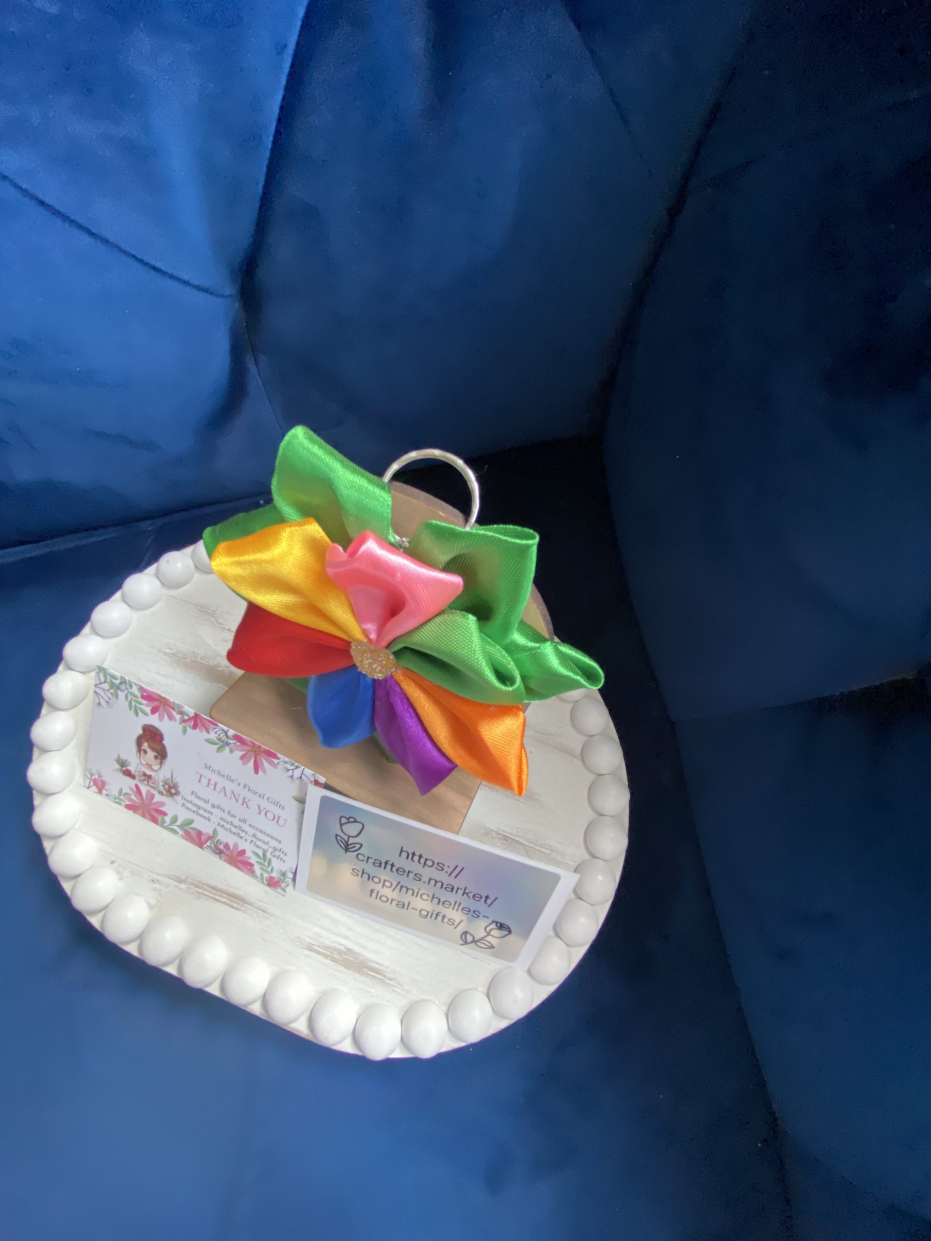 Beautiful rainbow ribbon flower keyring