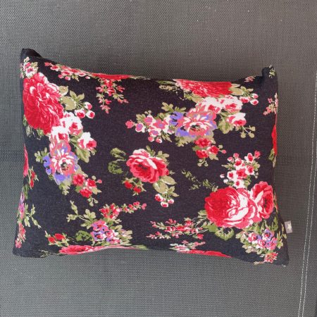 Mini pillow with removable cover ("Rose Garden")