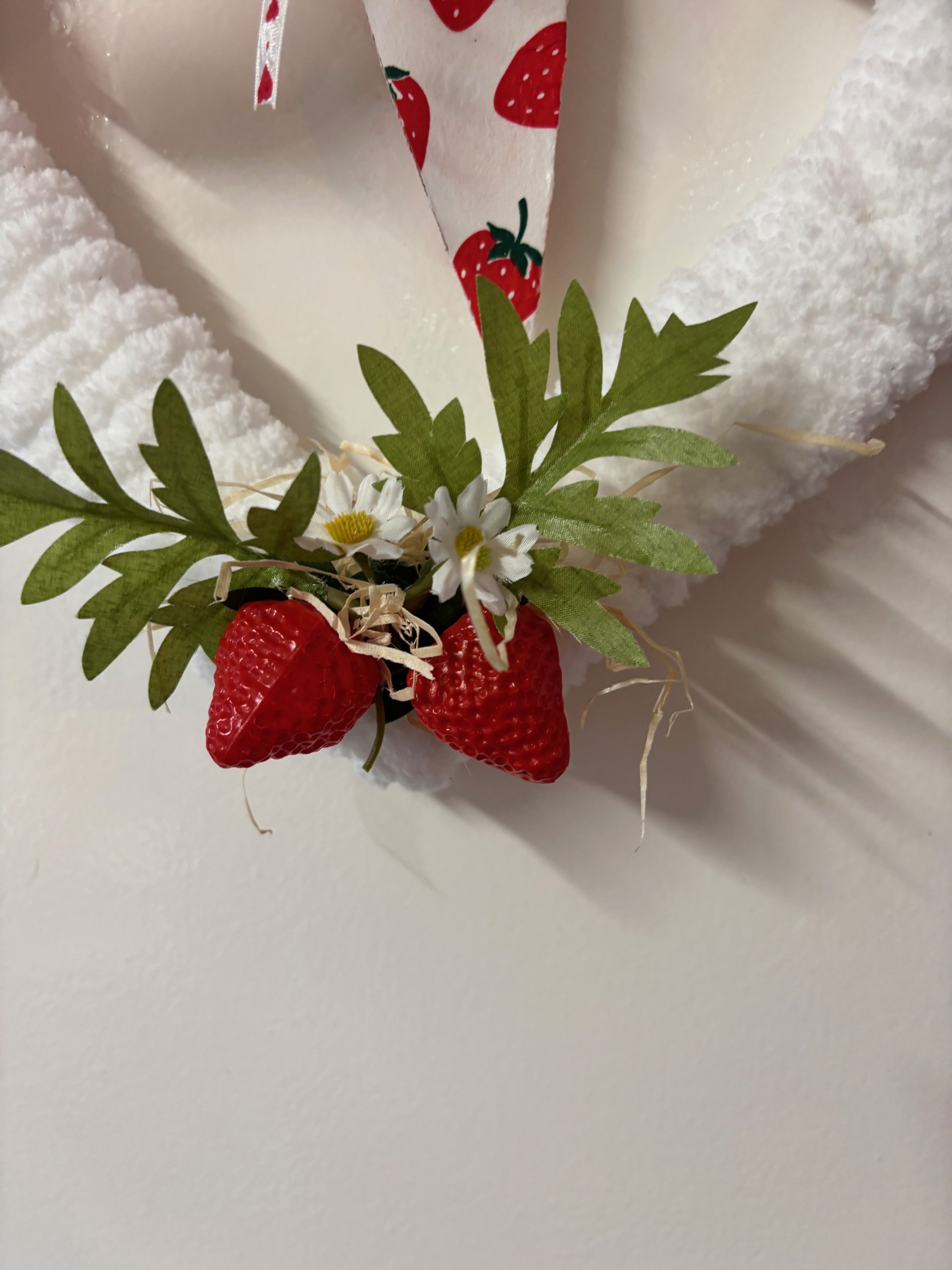 Woollen Heart Door Hanger - Image 4