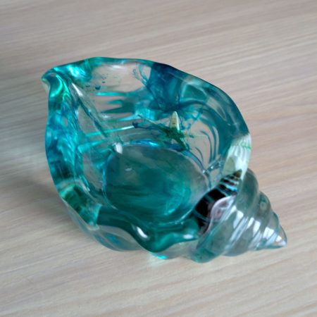 Gorgeous resin conch shells - Image 2