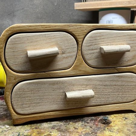 Handcrafted Wooden Bandsaw Box Watch Holder – Unique, Lined, Elegant Storage