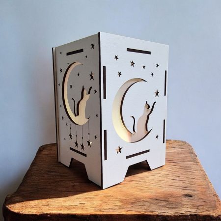 Cats and Moon laser cut light - USB powered - 14 cm tall