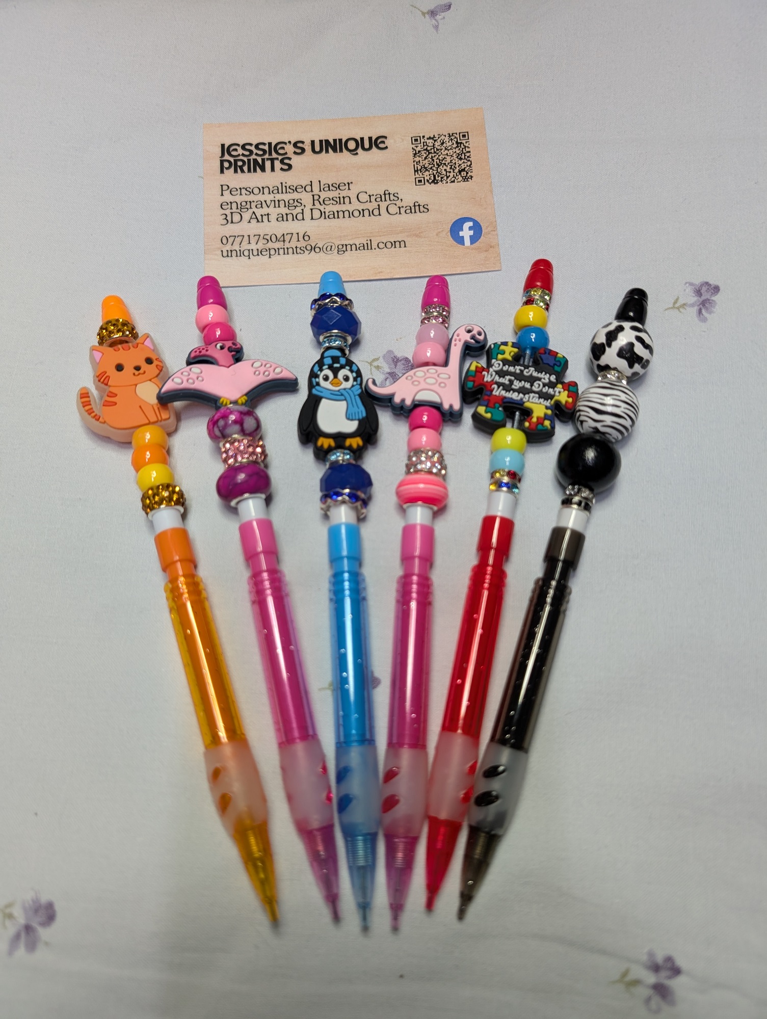 Bead pens, pencils and bookmarks - Image 2