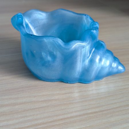 Cyanine blue conch shell