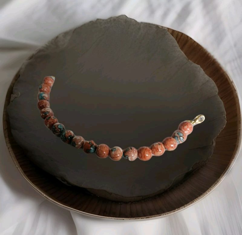 Ocean jade beaded bracelet.