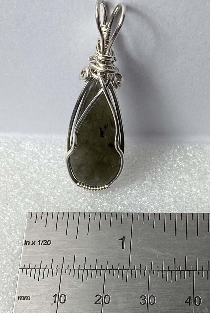 Beautiful flashy labradorite wrapped in sterling silver wire, pendant