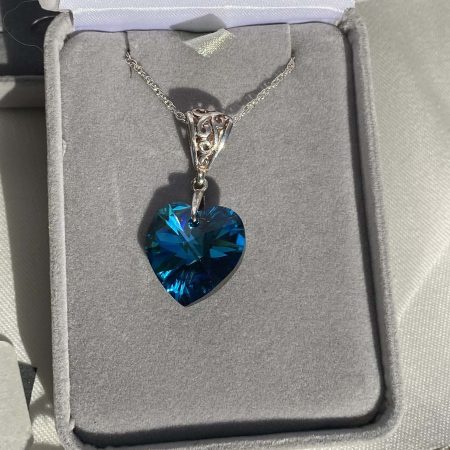 Pretty, sparkly blue swarovski crystal and sterling silver pendant