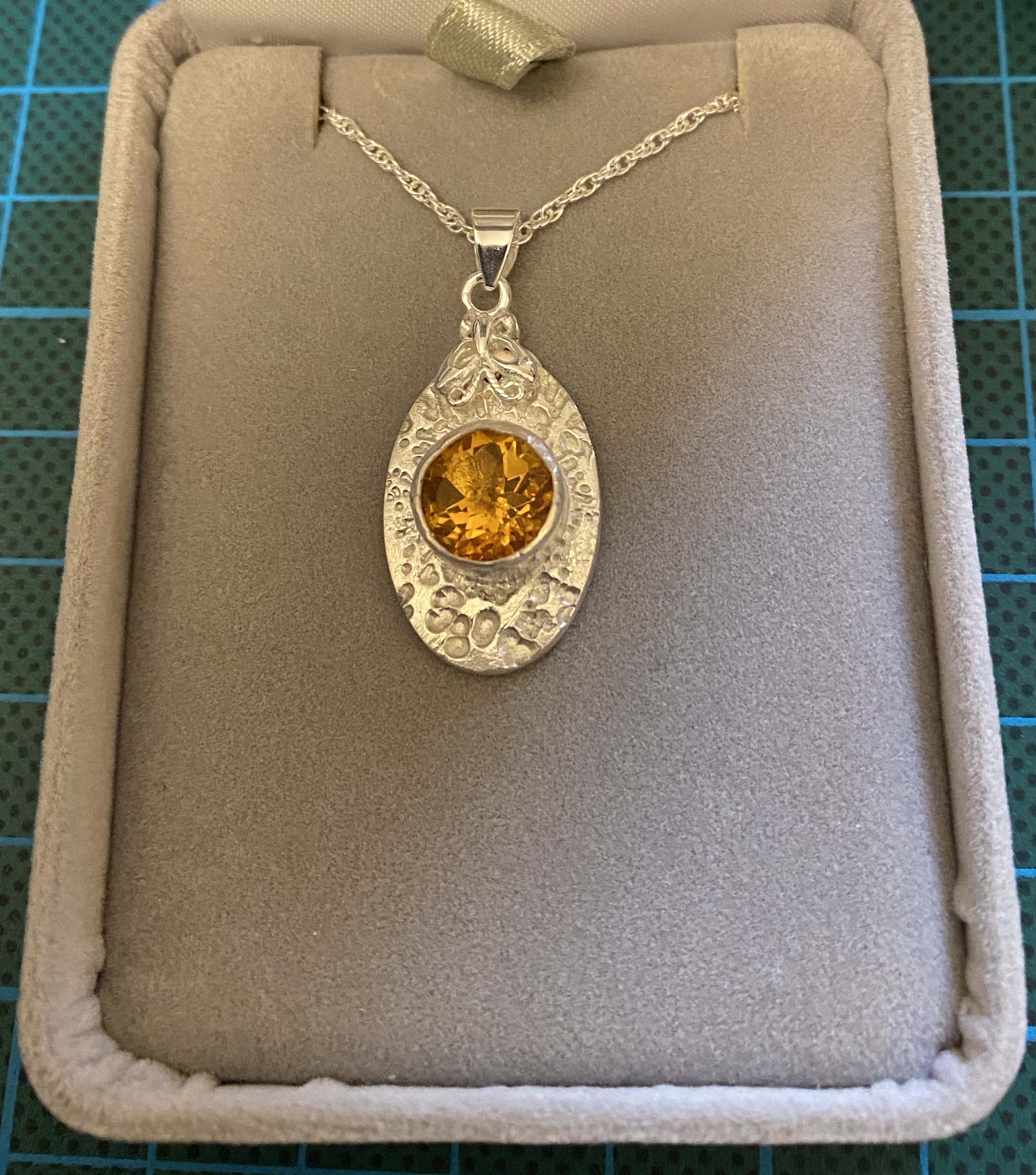 Stunning Topaz pendant ALL PROCEEDS TO MACMILLAN CANCER CARE