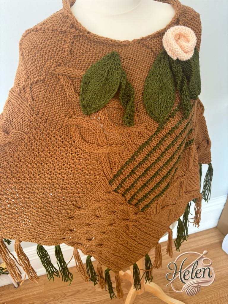 Hand made cashmere ponco for unique style.