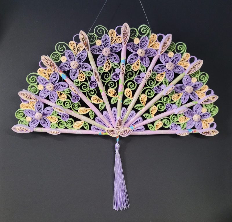 Hand fan hanging decorations - Paper Quilling Art