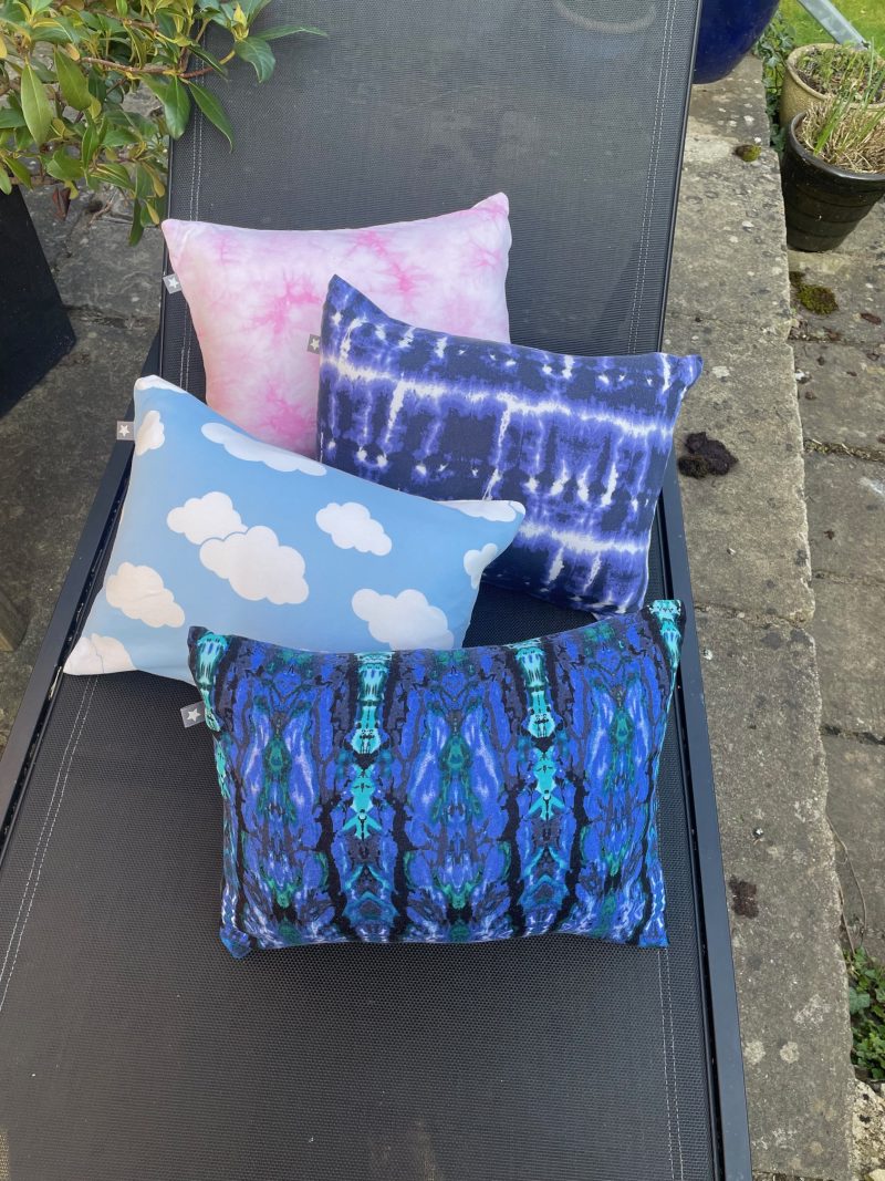 Mini pillow with removable cover ("Aquamarine")