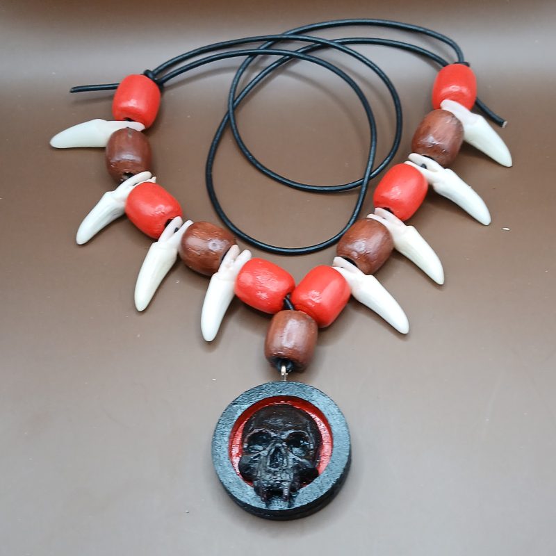Hunter's Charms - Vampire Slayer's Talisman | resin clay pendant | Skull, Fangs | LARP, cosplay