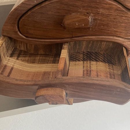 Solid wood box – elegance, order and personality in one object