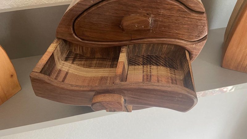 Solid wood box – elegance, order and personality in one object