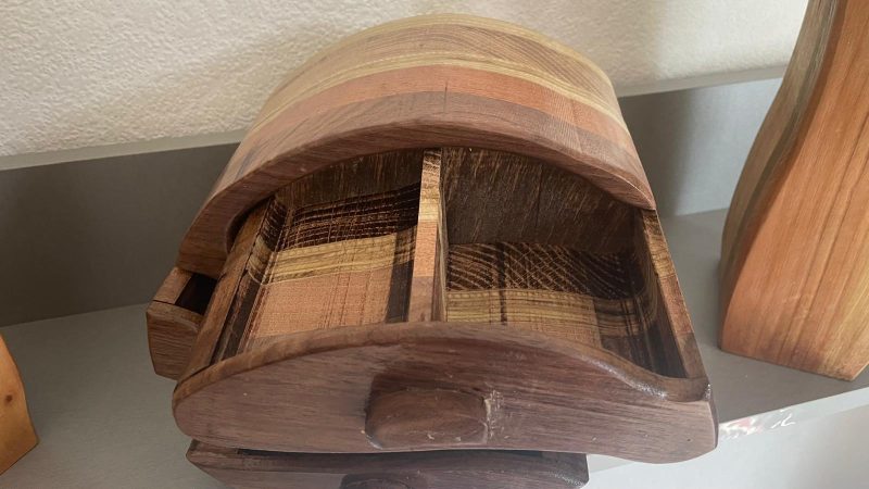 Solid wood box – elegance, order and personality in one object