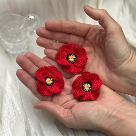 Handmade Crochet Poppy Brooch – Elegant Red Flower Pin with Black Centre Unique Floral Accessory