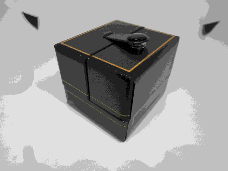 Ring Box Vintage, Antique Style Double Door, Press Stud Fastening, Gold Detailing on the Box.