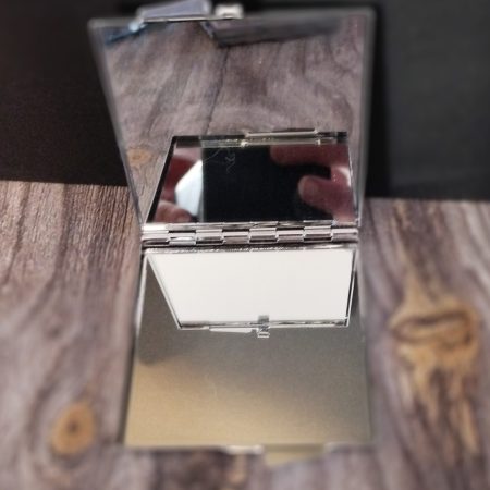 Skull Compact Mirror