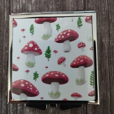 Compact Mirror with a Mushroom Design