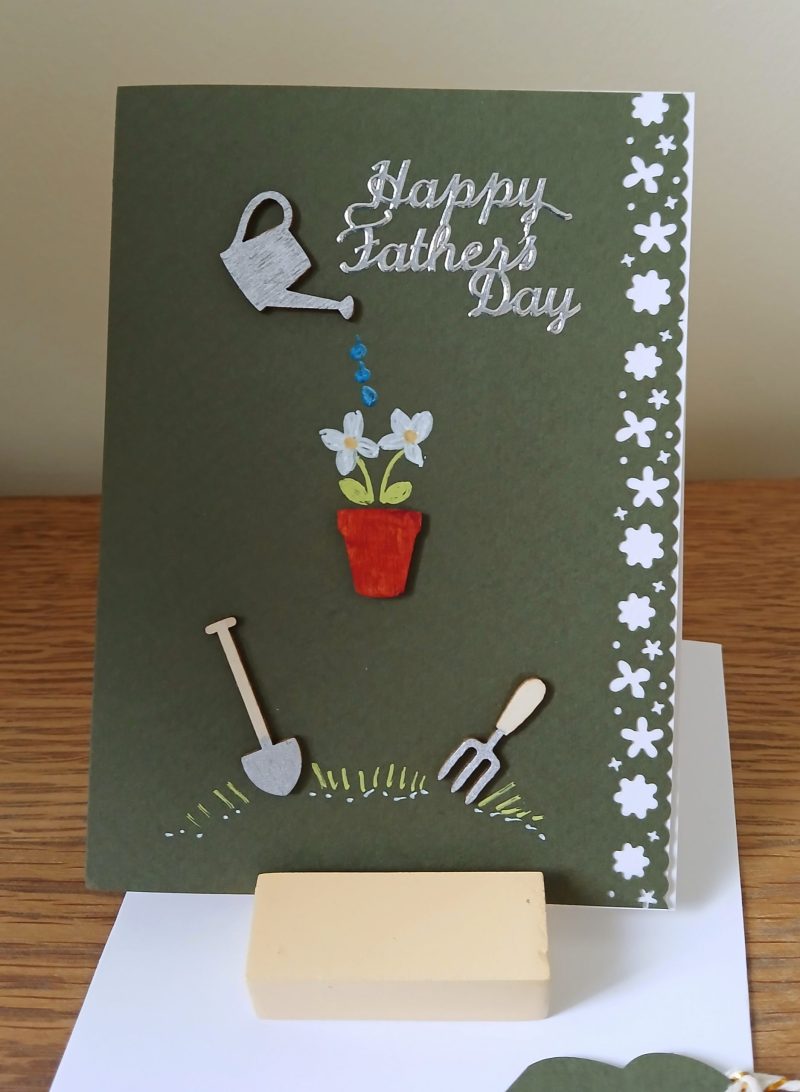 Father's Day handmade greetings card with gift tag