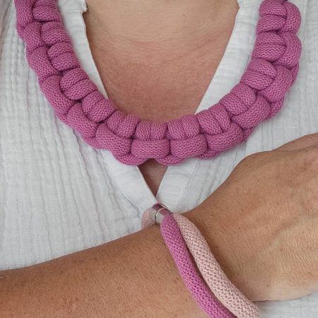Cleo Statement Necklace in Pink