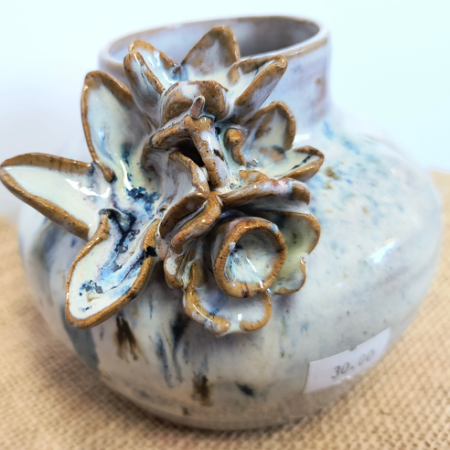 Decorative flower vase