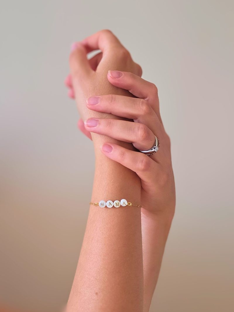 Delicate Handmade Mama Bracelet | 18K Gold Plated Bracelet | Freshwater Pearl
