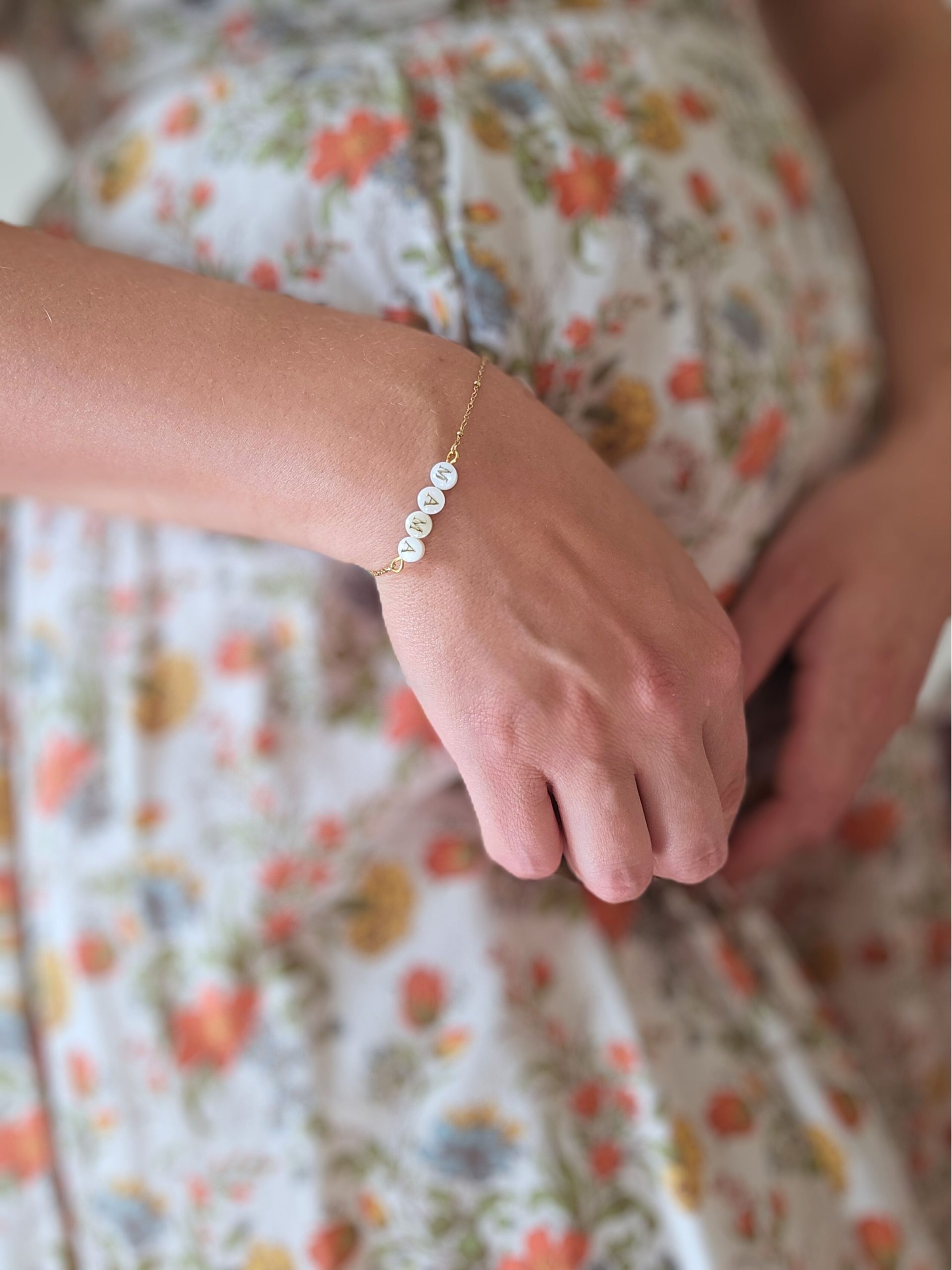 Delicate Handmade Mama Bracelet | 18K Gold Plated Bracelet | Freshwater Pearl