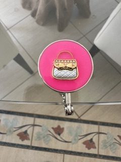 Customised handbag hanger