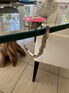 Customised handbag hanger
