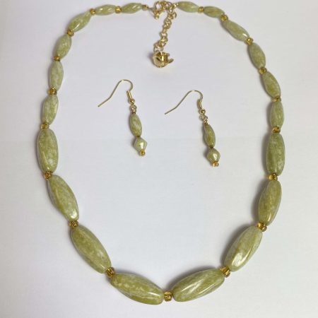 Clearance Necklace Set: Pale green necklace and earrings set