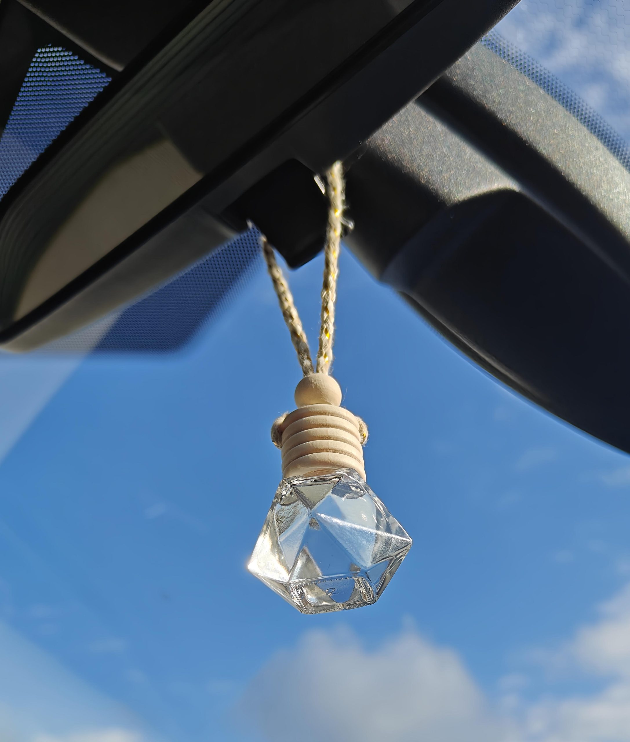 Luxury Peach Blossom Car Diffuser – Glass & Wood Air Freshener with Rope, 20% Fragrance Oil