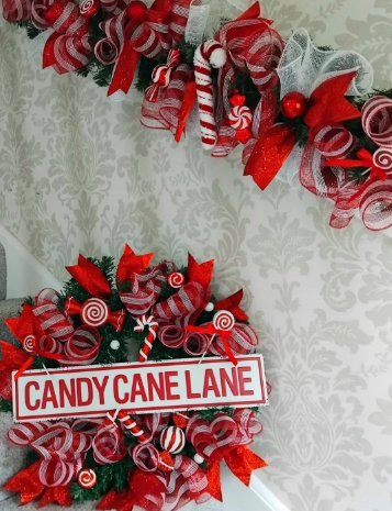 Candy Cane Lane Garland, Sweet Garland, Candy Cane Christmas Garland 🍭