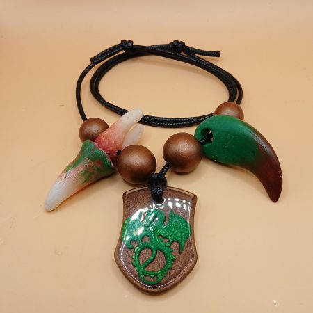 Arcane Artefacts - Dragon's Pact | resin amulet | fang, claw | LARP, Cosplay | 5 colours available